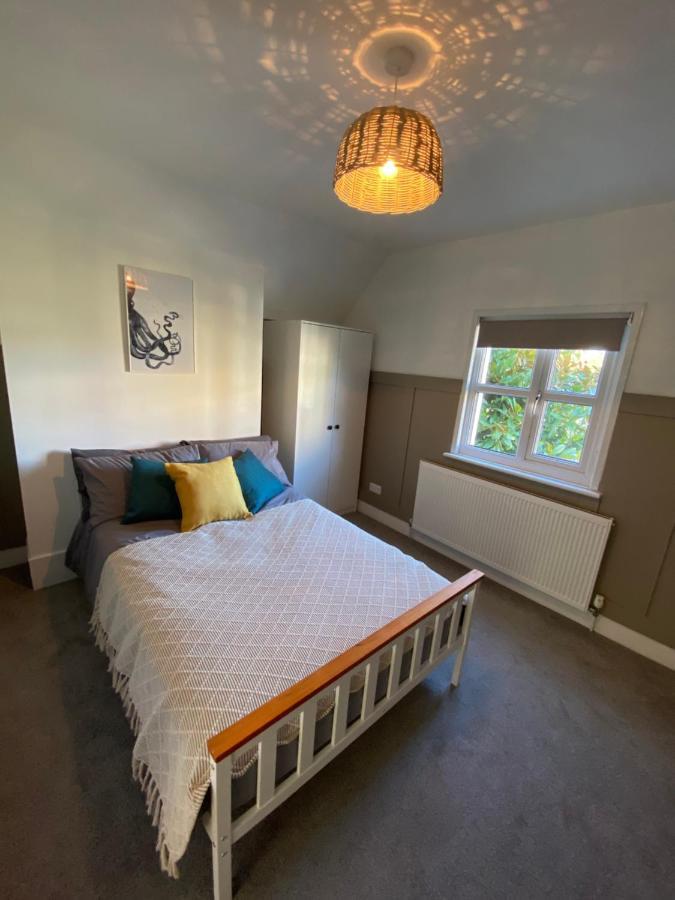 Stylish 2 Bedroom Cottage, Close To Town Centre 沃辛 外观 照片