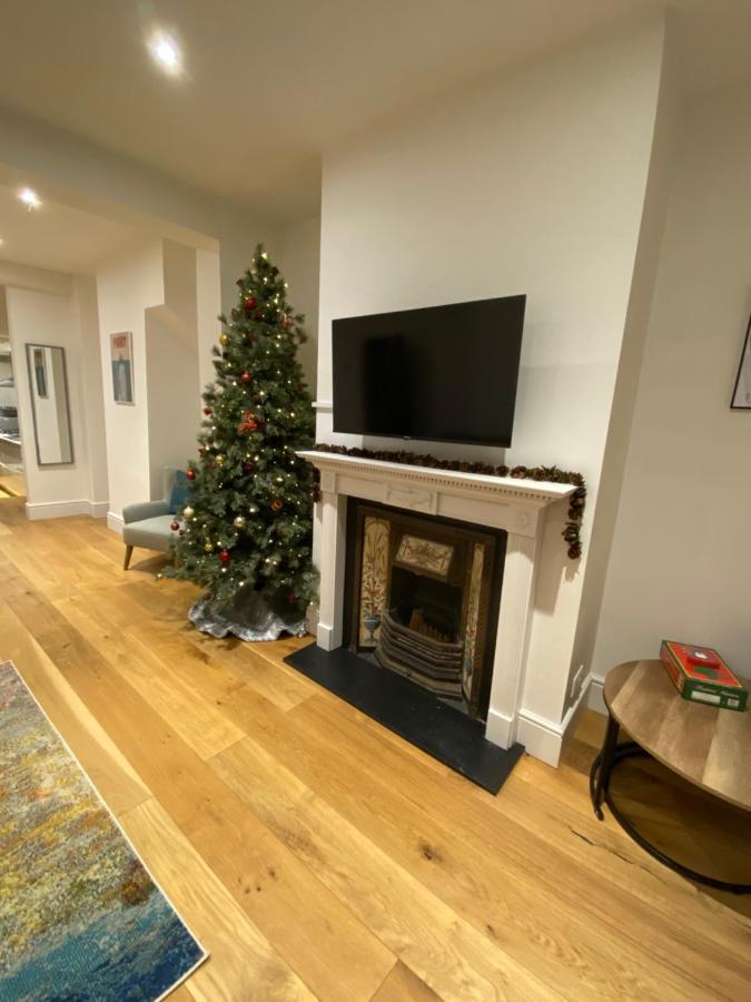 Stylish 2 Bedroom Cottage, Close To Town Centre 沃辛 外观 照片