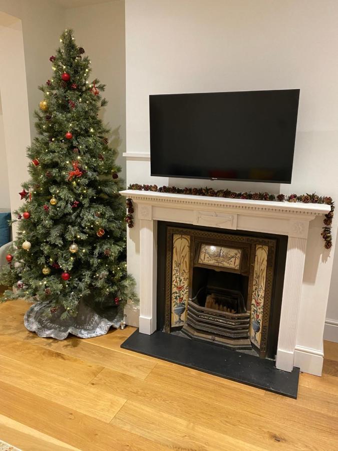 Stylish 2 Bedroom Cottage, Close To Town Centre 沃辛 外观 照片