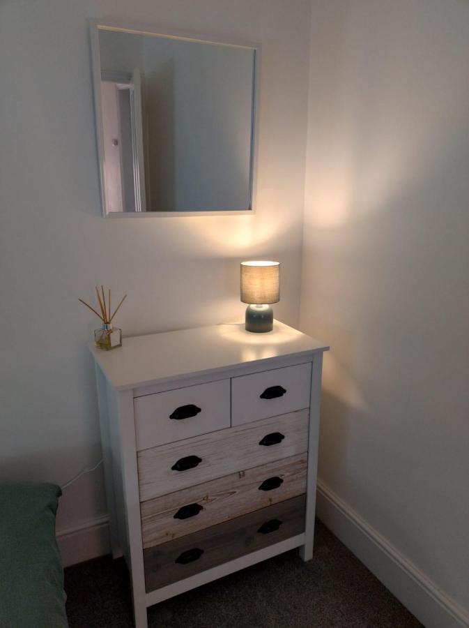 Stylish 2 Bedroom Cottage, Close To Town Centre 沃辛 外观 照片